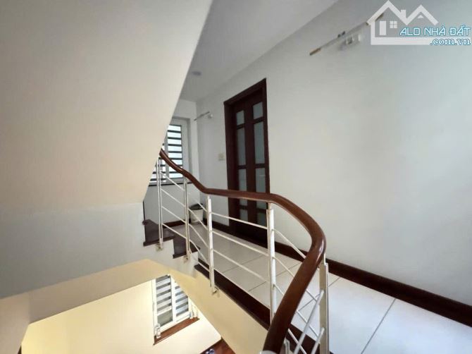 NHÀ CAO CẤP TRUNG KÍNH CĂN GÓC 3 MẶT THOÁNG 78M² 6 TẦNG GIÁ 45 TỶ TRUNG TÂM CẦU GIẤY - 5