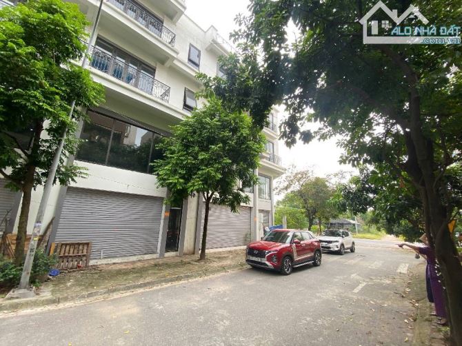 TĐC Trâu Quỳ-Đoàn Quang Dung_BIỆT THỰ LIỀN KỀ - đối diện CÔNG VIÊN GIA LÂM- VIEW Công iên - 5