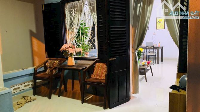 Cho thuê nhà đường Dương Hiến Quyền Nha trang phù hợp ở và KD dt 100m giá 11 triệu - 5