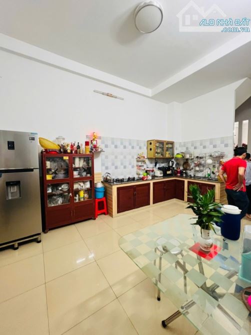 Tân Phú, Lý Thánh Tông - 51m2 (4x13) - 3 Tầng BTCT - Giáp Q11,Q6 - Chỉ 4,9T (TL) - 5
