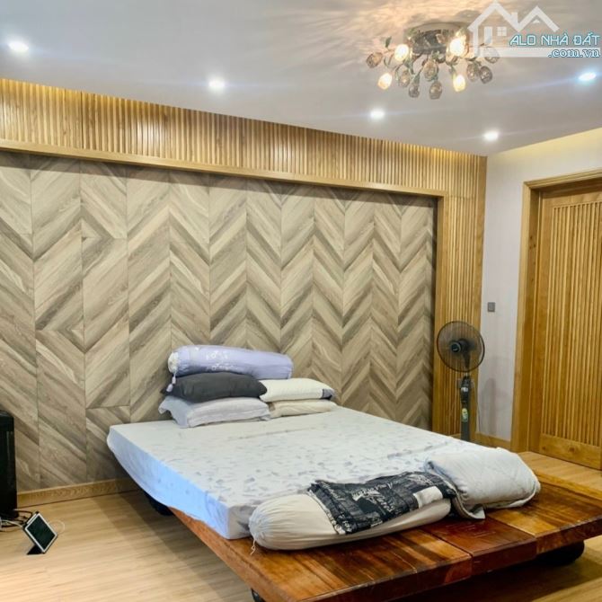 Biệt thự 3 tầng có sân vườn TT Hải Châu, Đà Nẵng - Gần Shophouse Pavillon, trường Skyline - 5
