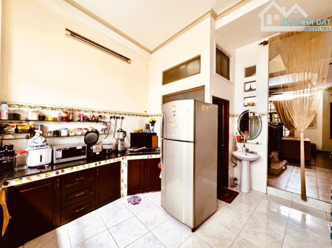 HẺM XE HƠI ĐẬU CỔNG - KHU VIP NGUYỄN VĂN TRỖI, HUỲNH VĂN BÁNH, PHAN ĐÌNH PHÙNG - GIÁP Q.1. - 5