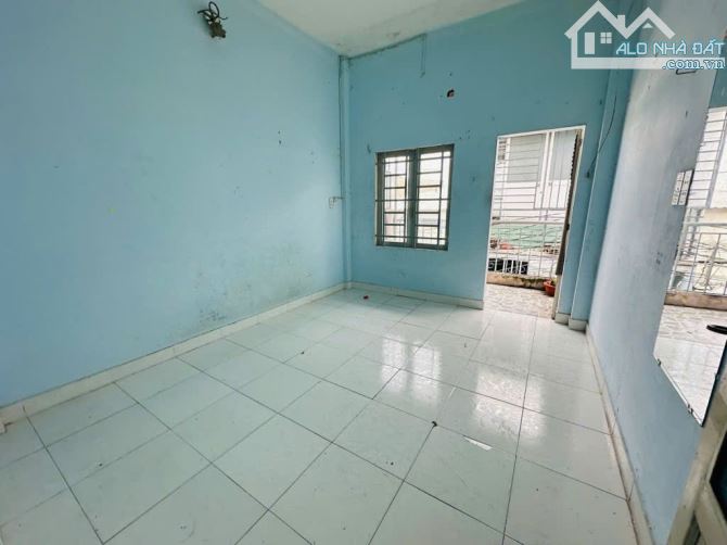 nhà c4 - 2mt trước - sau - 2phong trọ cho thuê - ngay lê văn việt - 3ty950 - 5