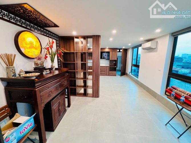 Ô tô - Thang Máy - Kinh Doanh- Nguyễn Khang - Cầu Giấy - Dt: 73m2/9tầng/4,5mMt*35 tỷ - 6