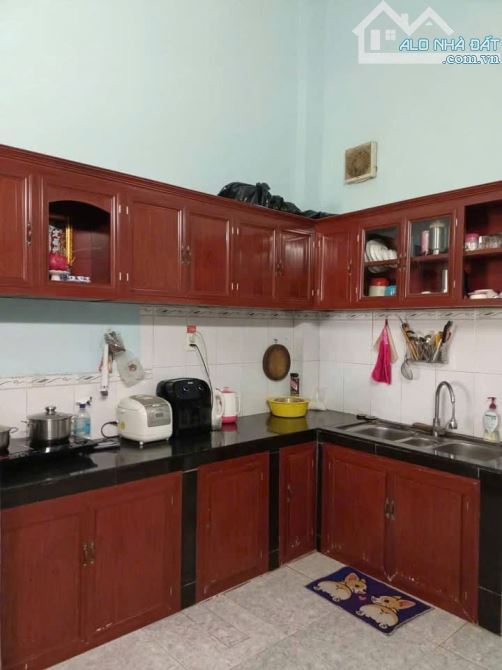 Ngộp bán căn nhà ở Tân hiệp 4 - Hóc Môn. DT 124m2, giá 800 triệu. SHR. - 6