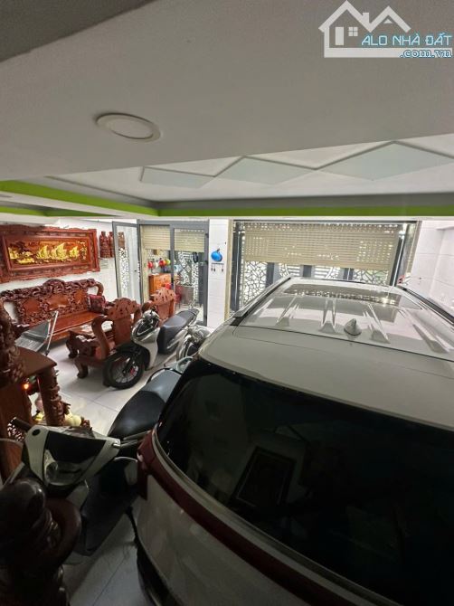 Nhà hẻm HXT 10m Minh Phụng Q11 . DT : 8 x 16m . 3 Lầu  Giá : 16.5 tỷ TL - 6