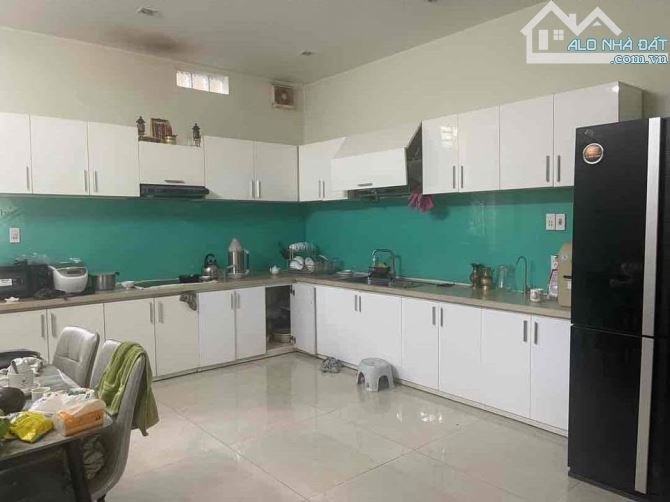 NHÀ 3 TẦNG 1 TUM ĐƯỜNG NGUYỄN VĂN THỦ - VIEW CÔNG VIÊN - GIÁ 9,X TỶ - 6