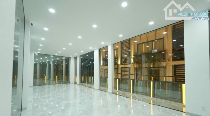 CẦN BÁN BUILDING MẶT TIỀN KINH DOANH ĐƯỜNG HOÀNG VIỆT (15 X 20)12 TẦNG ,THU NHẬP 500TR - 6