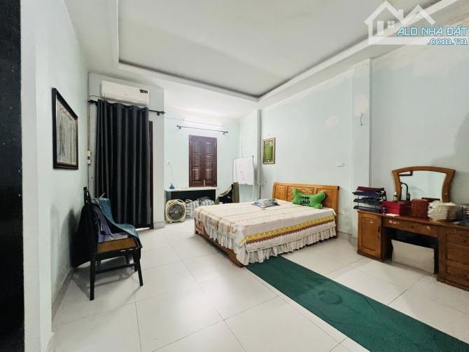 NHÀ PHÂN LÔ NGHĨA ĐÔ -  CẦU GIẤY 40M2 MT 4.7M VỈA HÈ OTO TRÁNH 5 TẦNG 2 THOÁNG, GIÁ 15 TỶ - 6