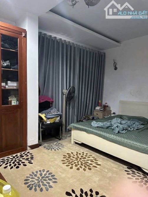 Oto tránh đỗ, mặt ngõ to Trần Quốc Hoàn, vỉa hè, tự xây 90m2 sổ x mtiền 8.4m. Giá 46 tỷ - 6