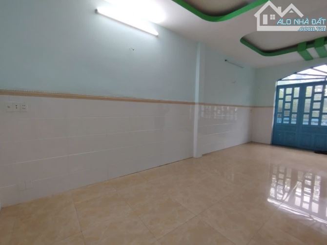 Cho thuê nhà 2 mặt tiền đường Huỳnh Văn Nghệ, chỉ cho thuê làm văn phòng, 1 trệt 2 lầu - 6