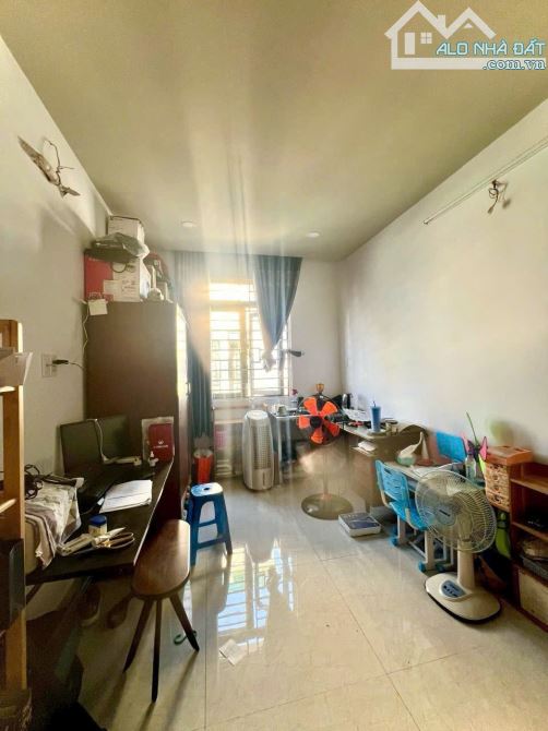 BÁN NHÀ HXH,-DT:5.5x8M- 3LẦU-4PN Đường số 03-P9-GÒ VẤP.GIÁ-5tỷ7 - 6