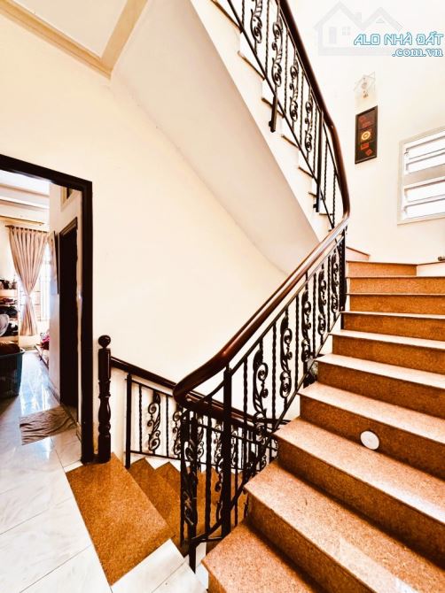 HẺM XE HƠI ĐẬU CỔNG - KHU VIP NGUYỄN VĂN TRỖI, HUỲNH VĂN BÁNH, PHAN ĐÌNH PHÙNG - GIÁP Q.1. - 6