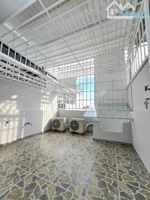 KHU BÀU CÁT - ĐỒNG ĐEN - 1 TRỆT 3 LẦU - 4 PN - HXH - FULL NỘI THẤT ĐẸP - 7