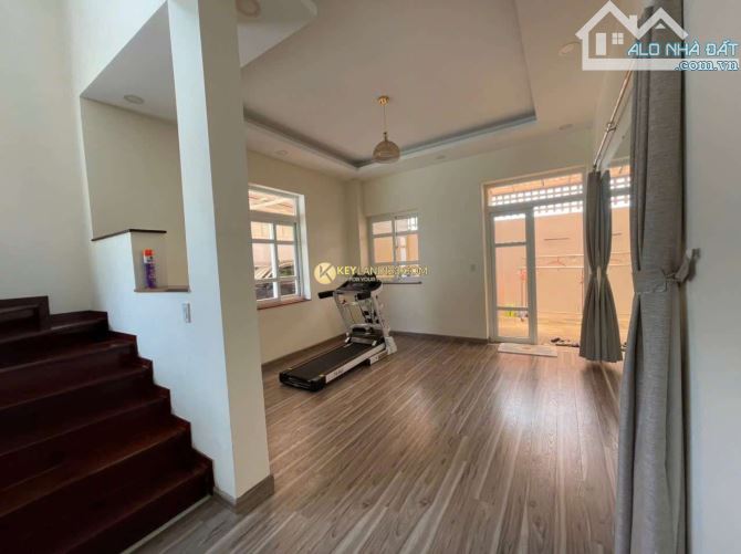 VILLA 288.6M² (NGANG 12M) – 4 TẦNG, 5 PHÒNG – SỔ RIÊNG – HƯỚNG TÂY BẮC – GIÁ 32.5 TỶ - 7