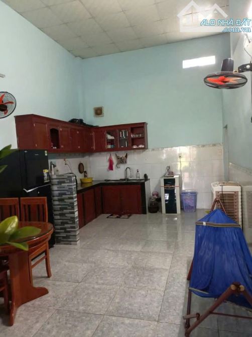 Ngộp bán căn nhà ở Tân hiệp 4 - Hóc Môn. DT 124m2, giá 800 triệu. SHR. - 7