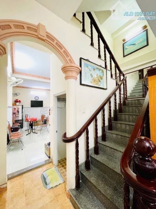 Cần bán Nhà 1 trệt 2 lầu, 2 mặt tiền – Xô Viết Nghệ Tĩnh – 125m² – Giá 14 tỷ - Vị trí vàng - 7