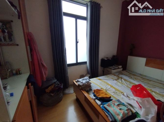 Cho thuê mặt bằng hoặc nguyên căn đường Cách mạng tháng Tám - 7