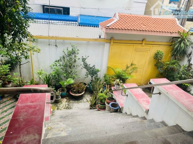 Bán Đất tặng Biệt Thự 5 Lầu Y Hình - Hoàng Văen Thụ 12x25m, chỉ 5x tỷ - 7