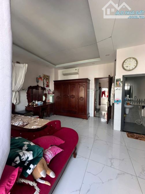 Nhà hẻm HXT 10m Minh Phụng Q11 . DT : 8 x 16m . 3 Lầu  Giá : 16.5 tỷ TL - 7