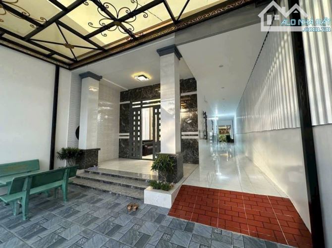 Chủ bán nhà vườn Mặt tiền liên xã  Ấp 3 Mỹ Yên - Bến Lức 6 x 58 - 7
