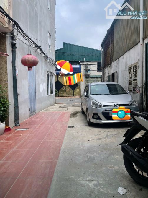 (Hiếm) Lĩnh Nam 41m2, 4 Tầng, Phân Lô Oto Tránh, Đỗ Cửa, 4 Ngủ, Chính Chủ Mót Bán 7 Tỷ - 7