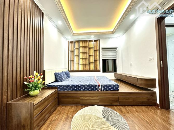 CHÍNH CHỦ CẤN BÁN GẤP  - BIỆT THỰ LIỀN KỀ SIÊU HIẾM - VỈA HÈ 5M - ĐƯỜNG TRƯỚC NHÀ 11.5M - 7