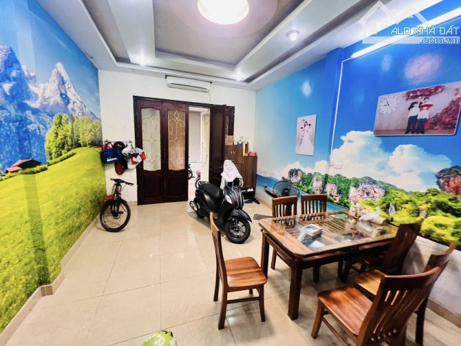 NHÀ PHÂN LÔ NGHĨA ĐÔ -  CẦU GIẤY 40M2 MT 4.7M VỈA HÈ OTO TRÁNH 5 TẦNG 2 THOÁNG, GIÁ 15 TỶ - 7
