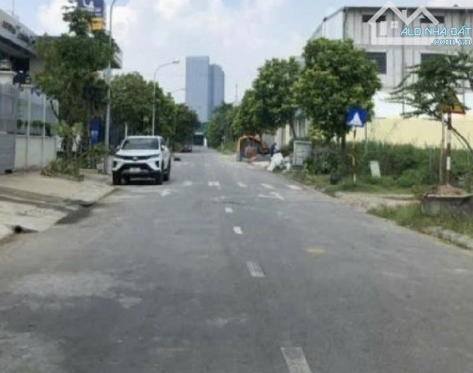 277 m2/ 10.x tỷ / 12 M tiền/ Kiêu Kỵ/ vỉa hè Ô Tô chánh - 7