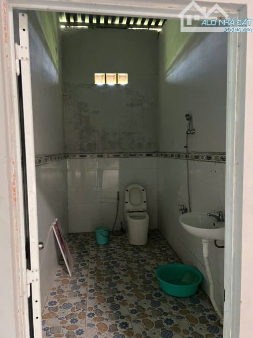 kho xưởng 1.200m² có PCCC và điện 3 pha, đường Quốc Lộ 91B (Nguyễn Văn Linh),lộ Container - 7