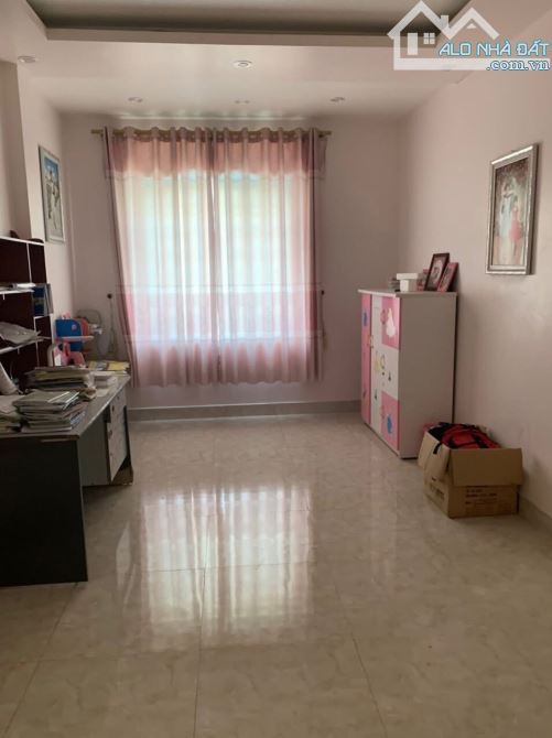 ✨ BÁN NHÀ 4 TẦNG MẶT ĐƯỜNG HÀ NỘI – QUÁN TOAN-GIÁ 8,3 TỶ - 8