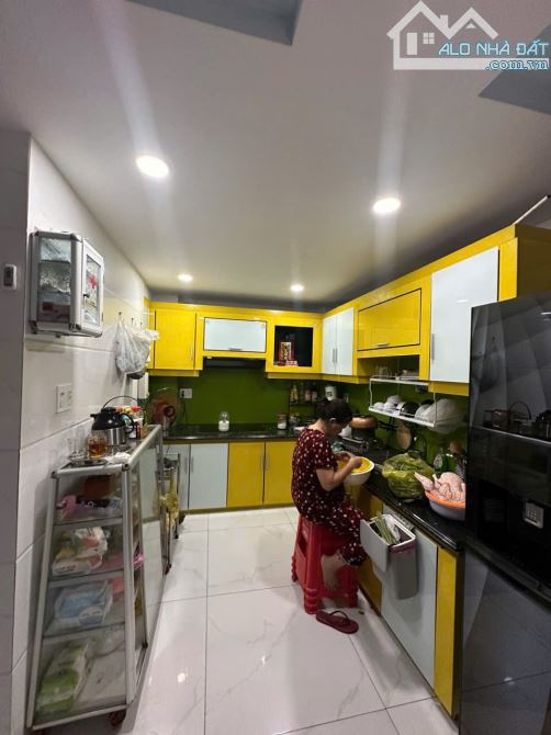 Nhà hẻm HXT 10m Minh Phụng Q11 . DT : 8 x 16m . 3 Lầu  Giá : 16.5 tỷ TL - 8