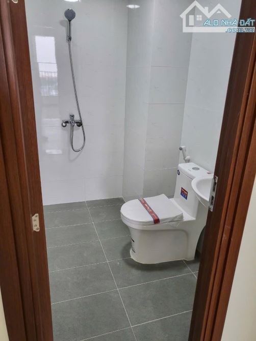 Bán gấp căn hộ chung cư Hoà Bình - IRIS TOWER, TP. Thuận An, Bình Dương - TP. HCM - 8