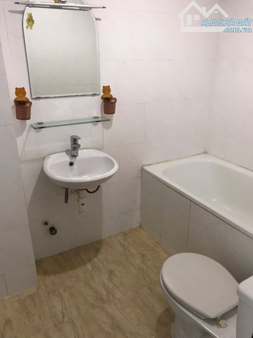 Bán nhà HXH đường Nguyễn Đình Chiểu Quận 3 dt( 3 x 11m) giá 8.5 tỷ - 8