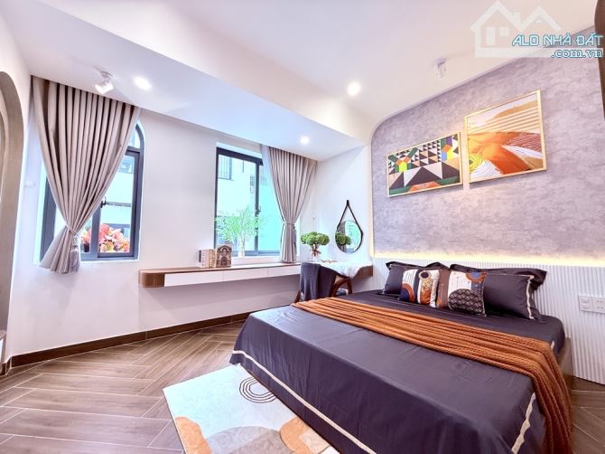 CỰC PHẨM GÒ VẤP - 5 TẦNG THANG MÁY - HẺM 6M THÔNG - 4x14 - CHỈ 9,9 Tỷ - 8