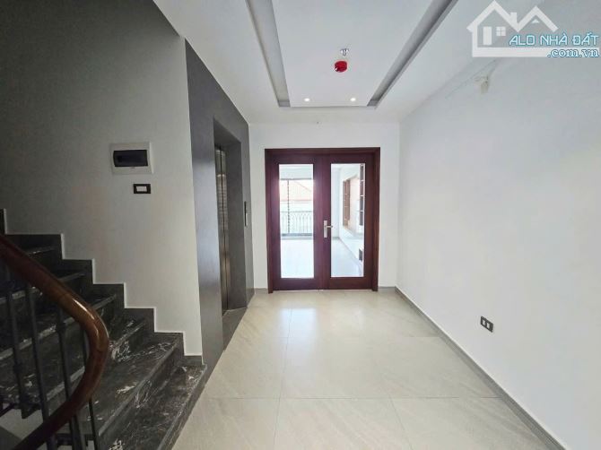 Nhà cực đẹp 59m2x7T thang máy. Phân lô, ôtô vào nhà, ngõ thông KD phố Hoàng Quốc Việt. - 8
