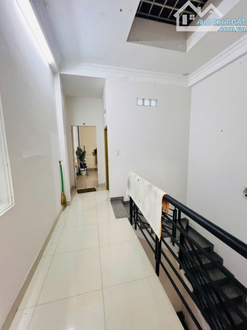 Tân Phú, Lý Thánh Tông - 51m2 (4x13) - 3 Tầng BTCT - Giáp Q11,Q6 - Chỉ 4,9T (TL) - 8
