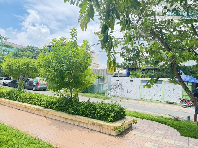 Bán  Kho Xưỡng -15m x 22m-330m/2  Đường Số 12 An Dương Vương Gần Bến Phú Định F16 Q8 - 9
