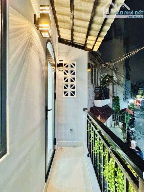SIÊU VỊ TRÍ HOÀNG HOA THÁM-GẦN CHỢ CÂY QUÉO-HXH CÁCH MẶT TIỀN 30M-3PN-NỞ HẬU-FULL NỘI THẤT - 9