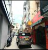 NHÀ CŨ TIỆN XÂY MỚI - HẺM XE HƠI TRẦN HƯNG ĐẠO, P.1, Q.5 – 48M² – GIÁ 7.5 TỶ