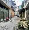 DTSD49m2, BÁN NHÀ 3 TẦNG, HẺM 4M, LẠC LONG QUÂN, P10 TÂN BÌNH, 3 TỶ 1 TL