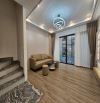 Bán nhà 6 tầng trung tâm Việt Hưng - Long Biên