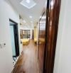 Bán nhà Xuân Thủy, đối diện đại học sư phạm, xây mới 7 tầng thang máy, hiếm đẹp vô cùng