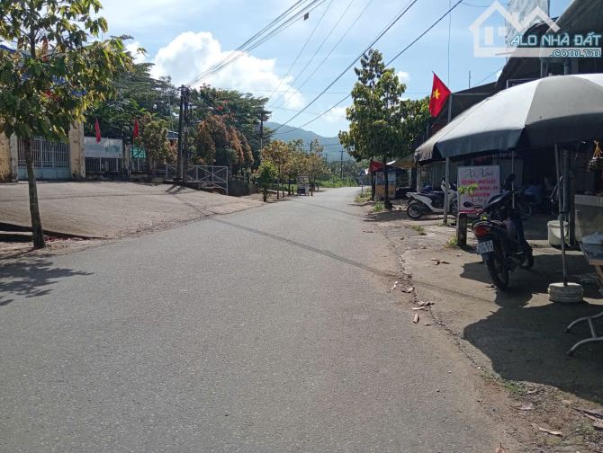 10x39m mặt tiền phường 3 Bảo Lộc, 100m thổ cư.