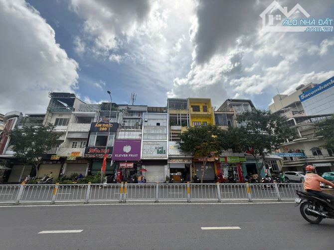 Siêu Phẩm MT Nguyễn Thái Học Q1. - DT 4x17m - 3Tầng - Hđt 80triệu/tháng - Gía : 44Tỷ