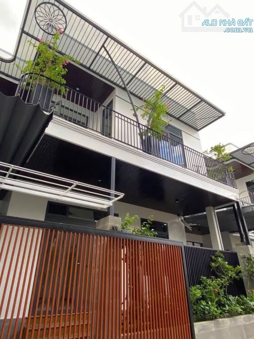Bán nhà 2 Tầng Full nội thất Kiệt ôtô 668 Lê Duẫn, cách mặt tiền 30m, gần công viên An Hòa