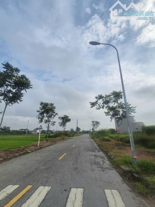 ✅Bán Lô Giá Rẻ Đấu Giá Kim Chân, Mt 5m Dt 90m2 Giá 3.399 Tỷ