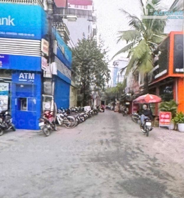 LINH LANG BA ĐÌNH - Phân lô ô tô tránh 80m2 3 tầng MT 4,5m - Vỉa hè - KD tốt - 25,5 tỷ