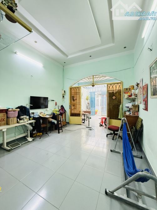Bán nhà HXH 872/... Quang Trung, phường 8, Gò Vấp, 85m2, 2 tầng, 2PN, 2WC, nhỉnh 6 tỷ