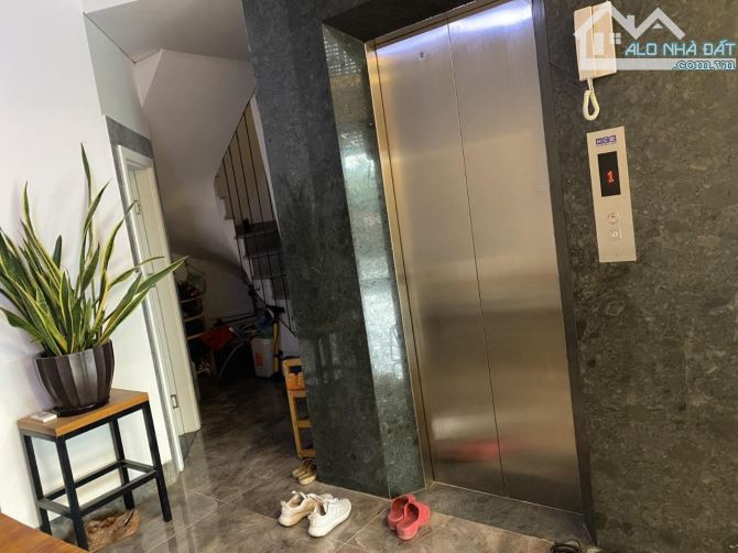 BÁN TÒA VP ĐỖ ĐỨC DỤC 75M2X9 TẦNG+1HẦM,THANGMÁY,130 TRIỆU/M,LÔ GÓC,29.8 TỶ